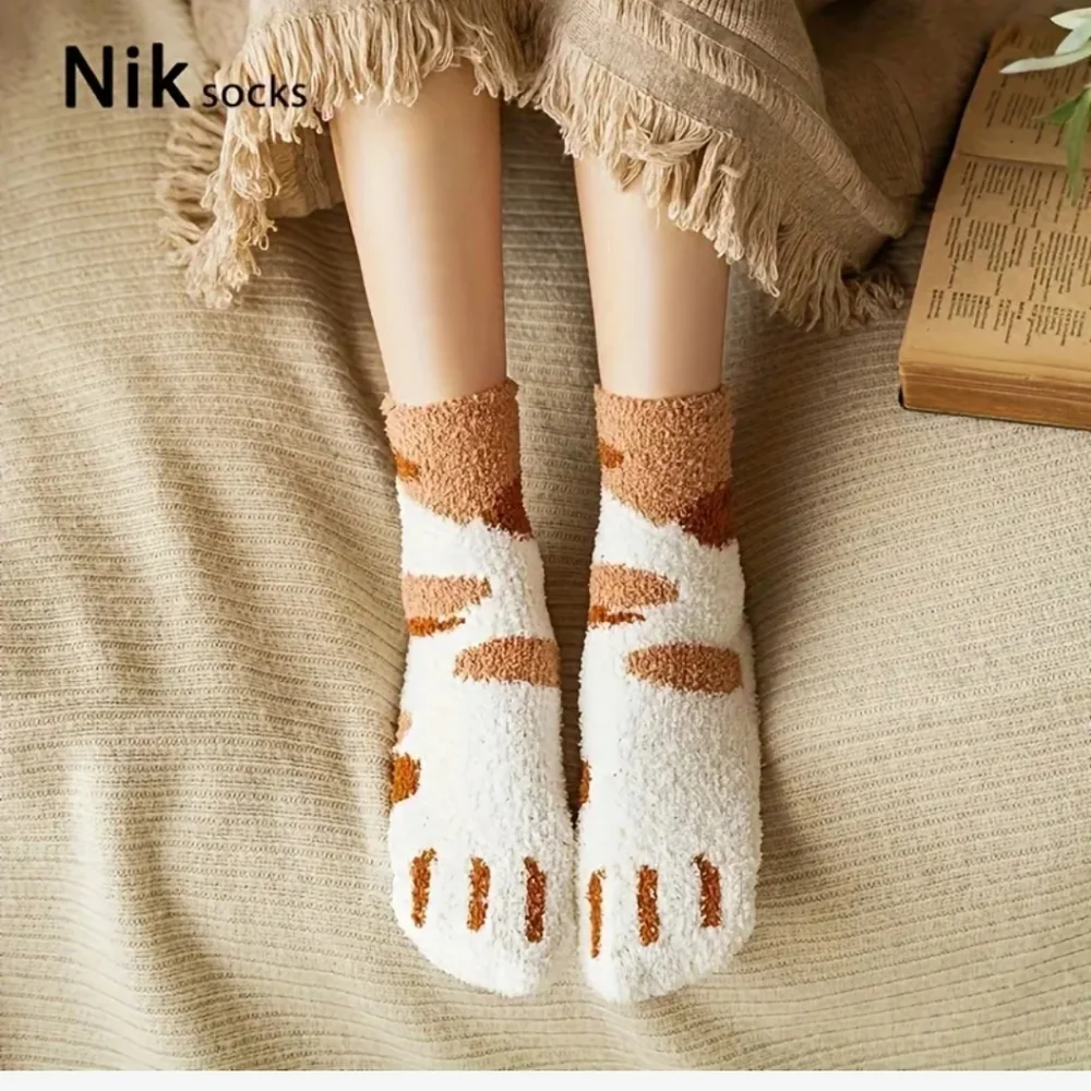 Cat Paw print Fuzzy Super Warm Socks